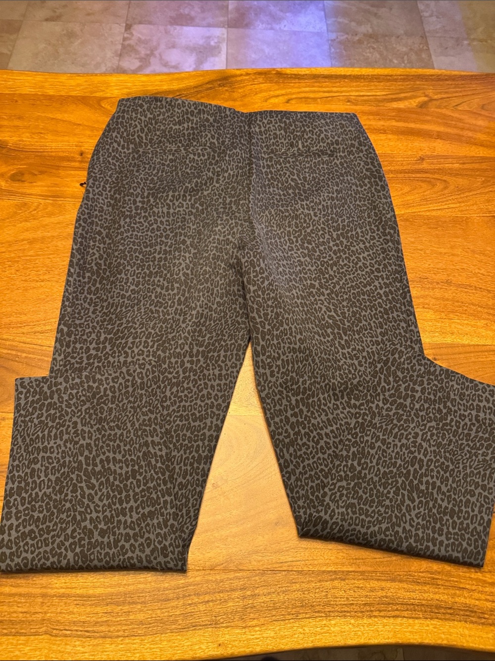 Time and Tru Women's Charcoal Leopard Print Joggers - Picture 3 of 3